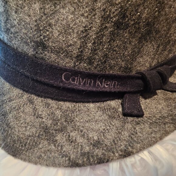 2 fedora hats - Picture 3 of 7